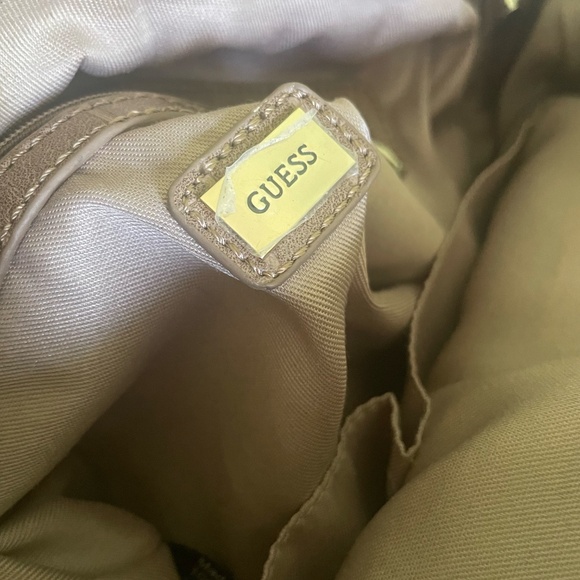 GUESS Bag - Picture 6 of 6